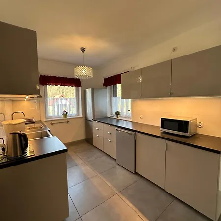 別荘 Posejdon Wydmowa 16-1 ルビャトボ