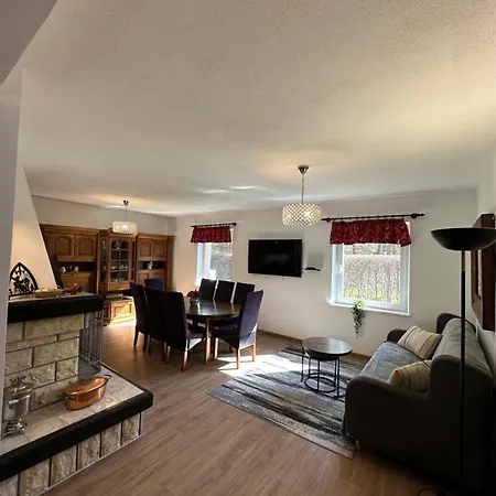 Posejdon Wydmowa 16-1 別荘 ルビャトボ